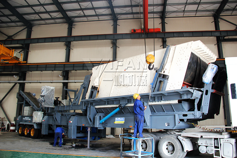 移動(dòng)破碎站試機(jī)