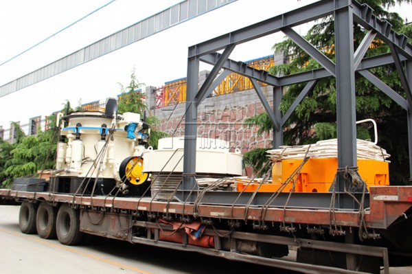 圓錐式移動(dòng)破碎站